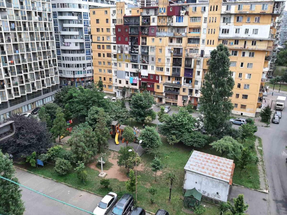 Mindia'S Apartment Батуми Экстерьер фото